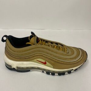 Nike Air Max 2017 OG QS GS 'Metallic Gold" 918890-700 Size 7Y.  Red swoosh